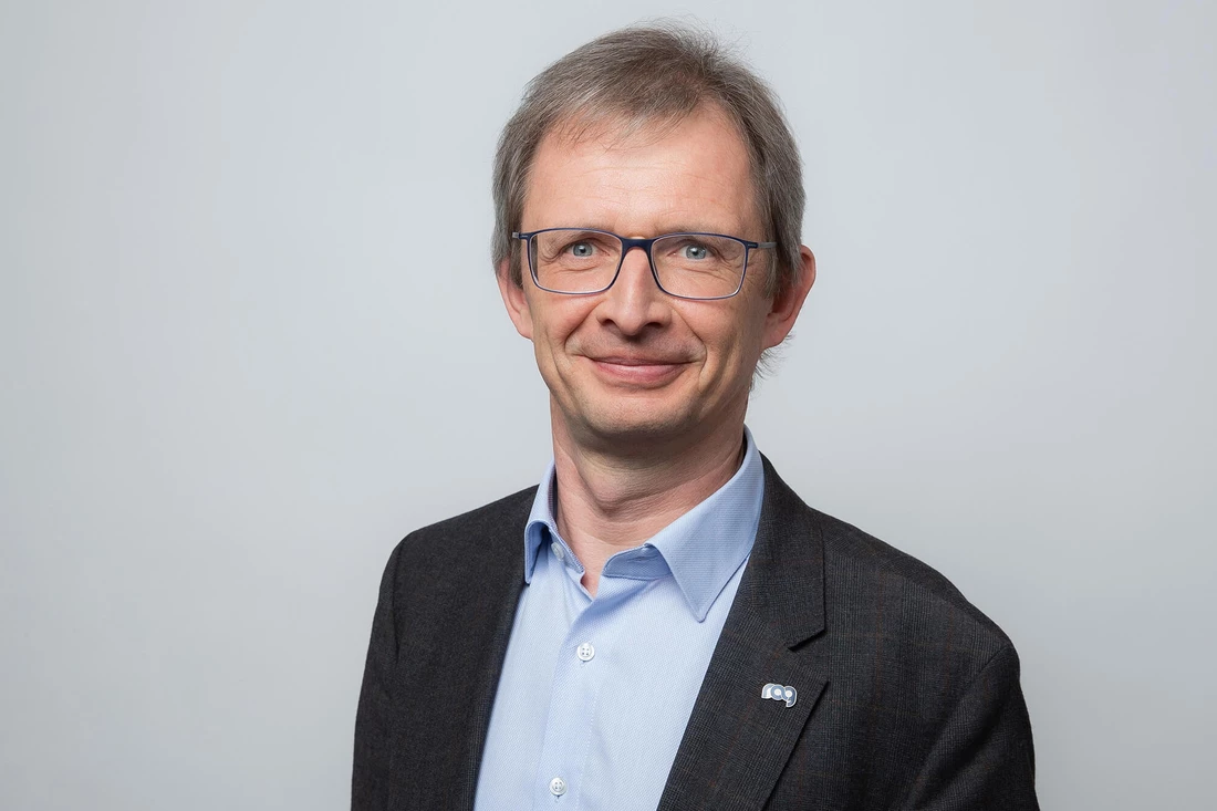 Stephan Bauer Stephan Bauer