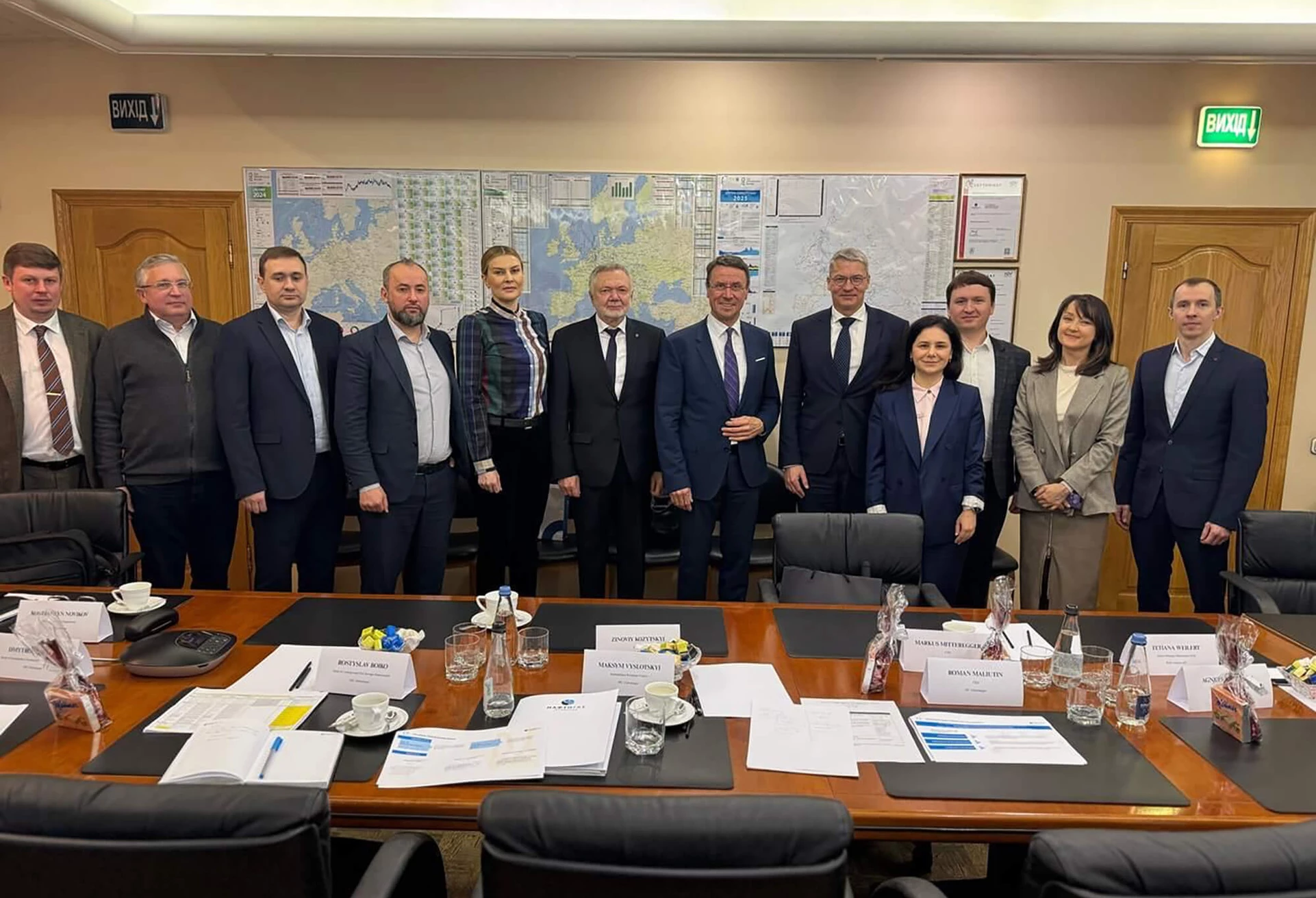 Group photo taken at the signing of the memorandum of understanding between RAG Austria and Eco-Optima