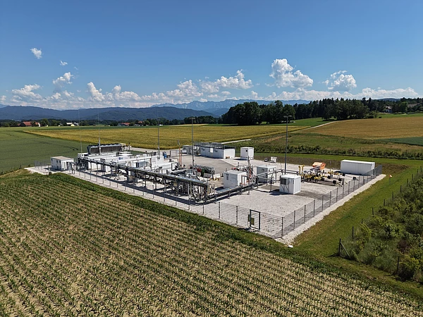 Flugaufnahme vom Wasserstoffspeicher "Underground Sun Storage"